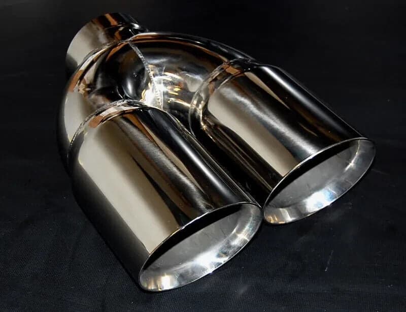 Dual 6in Exhaust Tips 3